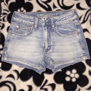 BRAND NEW NEVER WORN Hi-Rise Shortie